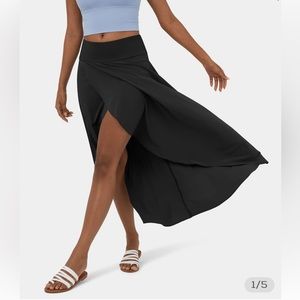 HALARA 2-in-1 Breezeful High Waisted High Low Skirt/Shorts